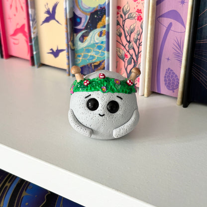 Fairy Circle Moonling Desk Friends