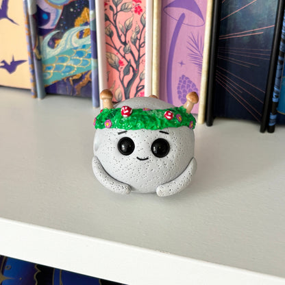 Fairy Circle Moonling Desk Friends