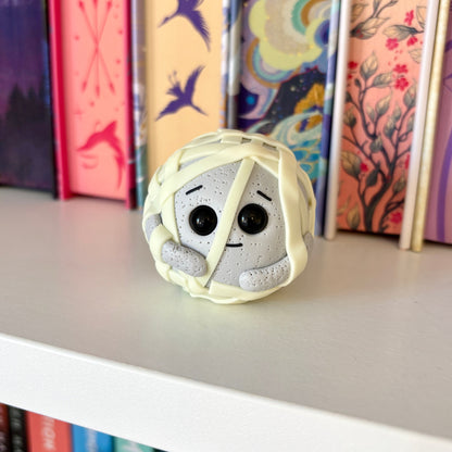 Mummy Moonling Desk Friend (Glow In The Dark)