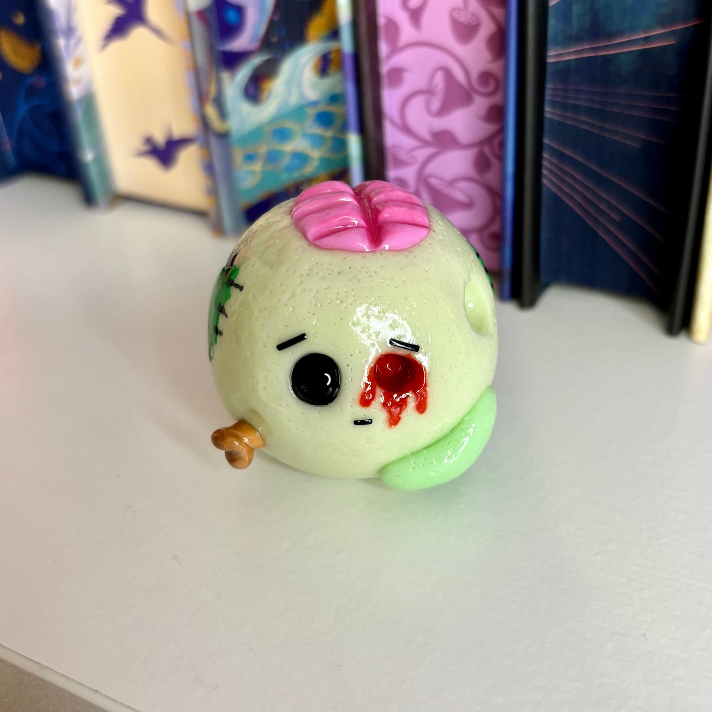 Zombie Moonling Desk Friend (Glow In The Dark)