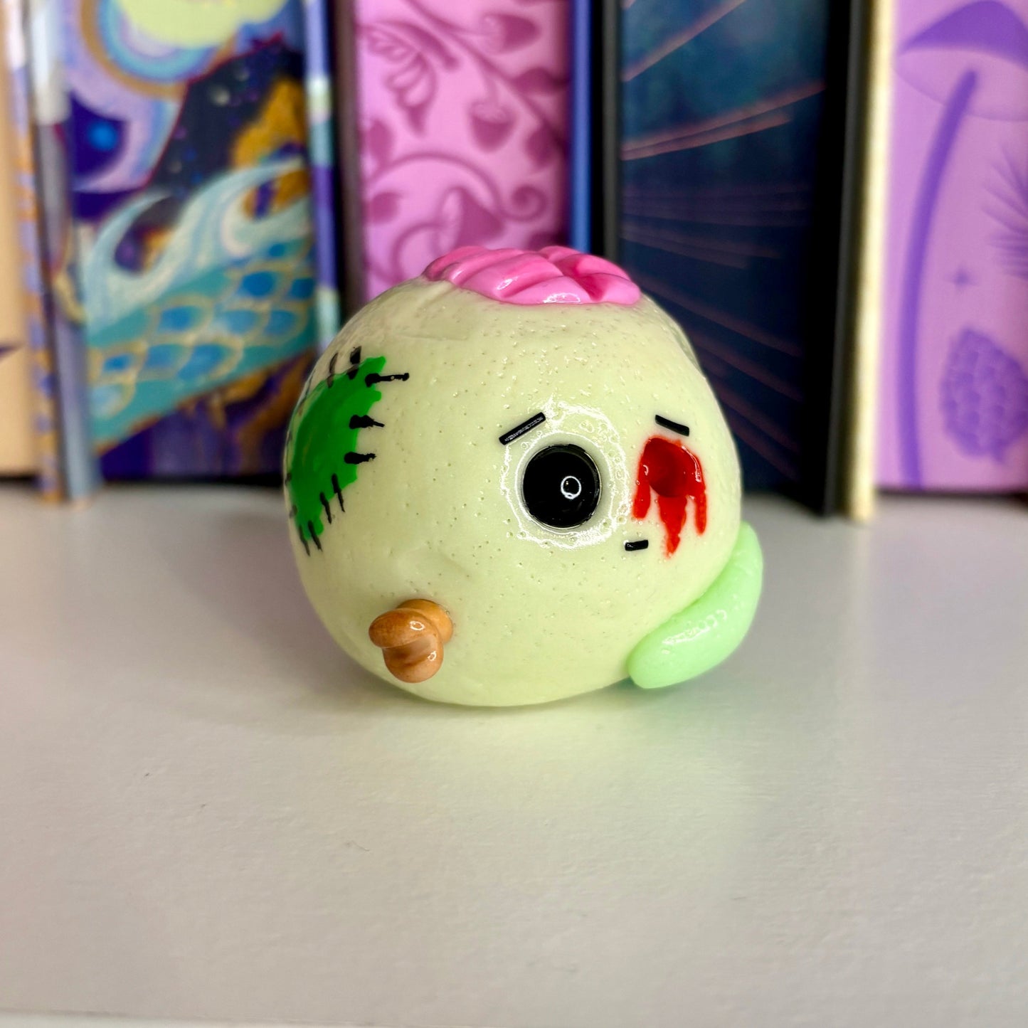 Zombie Moonling Desk Friend (Glow In The Dark)