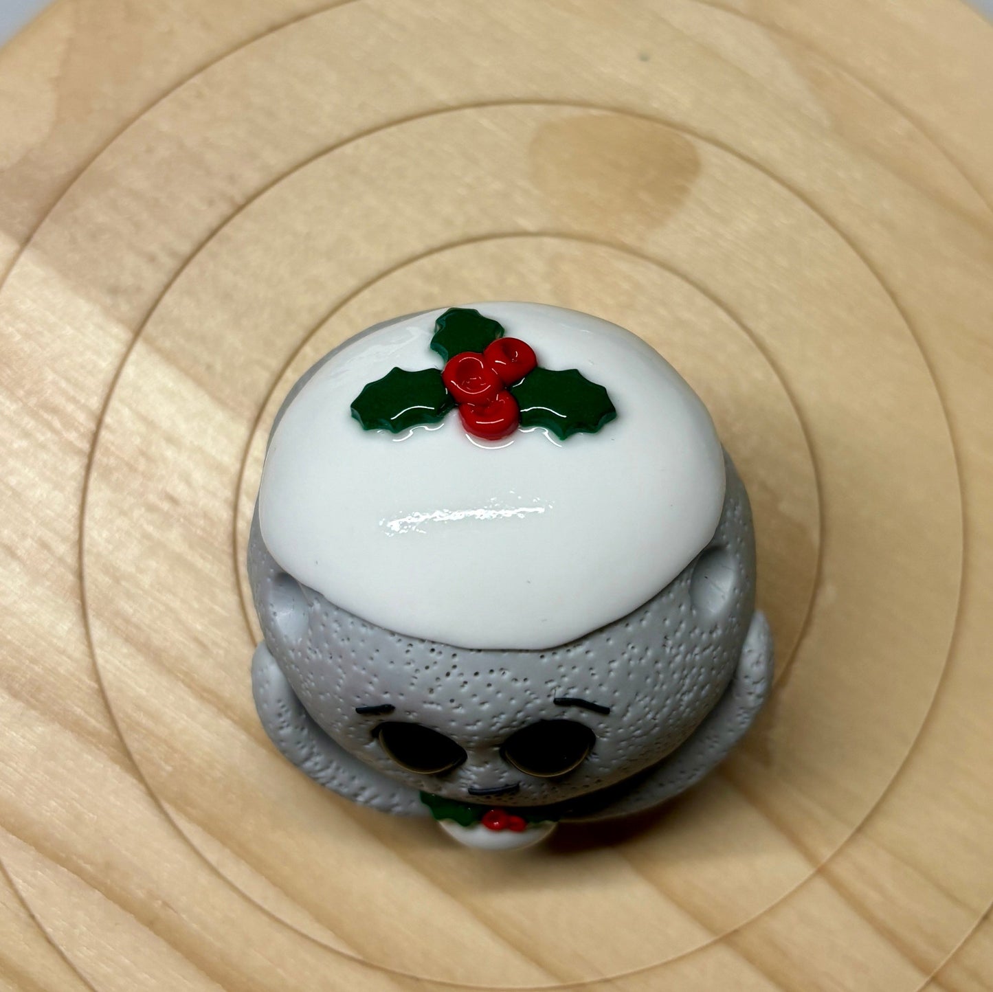 Christmas Pudding Moonling Desk Friend